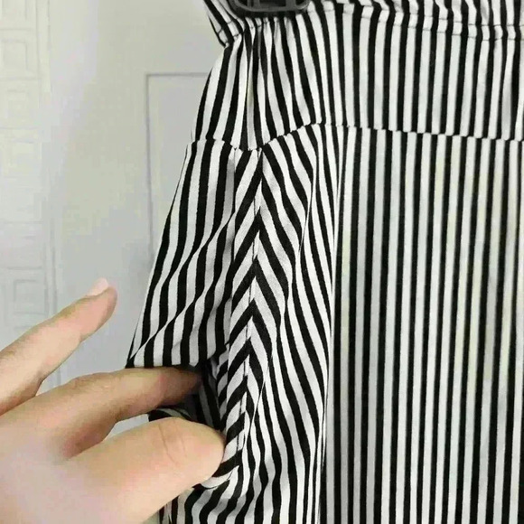 Cotton Blend Black and White Striped Pull-on Jogger Size L  EUC - Picture 3 of 10